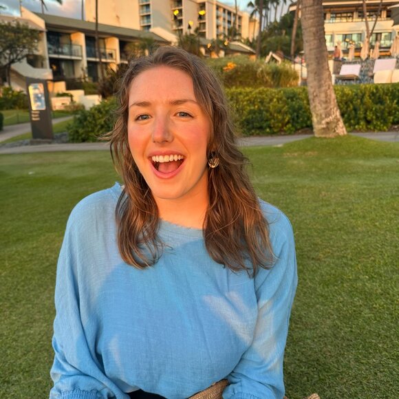 Mahina Tunic with Cinched Sleeves - Blue - Picture 6 of 7